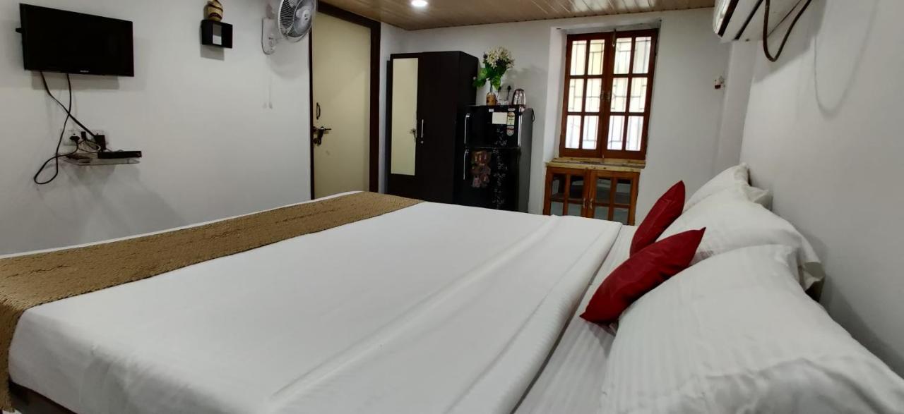 Hotel Mj Beach Resort Baga Exterior foto