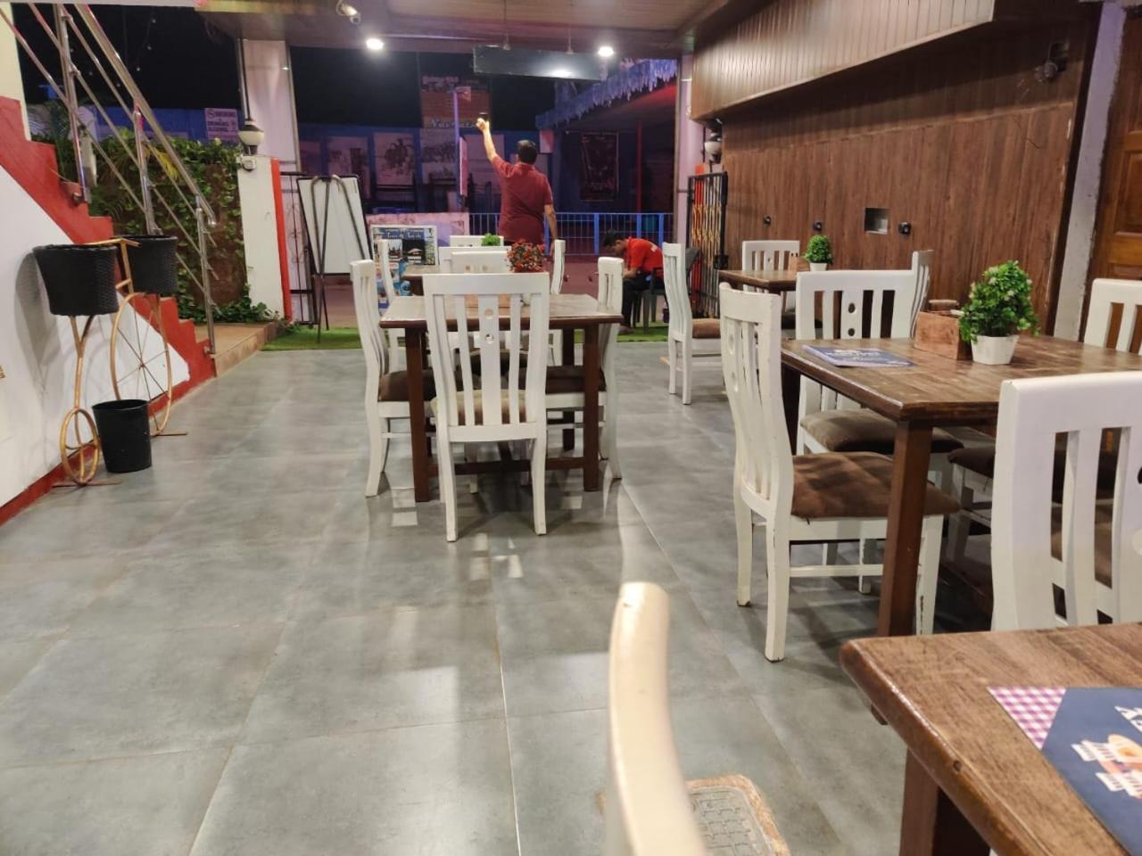 Hotel Mj Beach Resort Baga Exterior foto