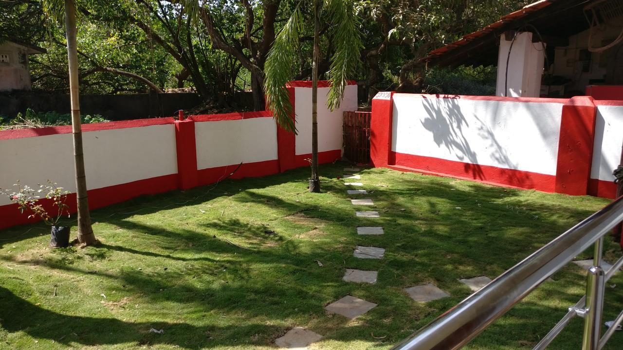 Hotel Mj Beach Resort Baga Exterior foto