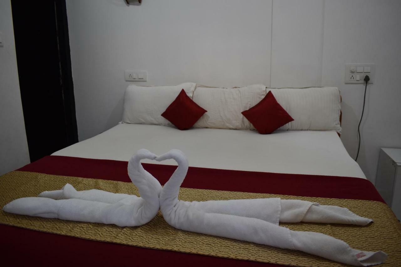 Hotel Mj Beach Resort Baga Exterior foto